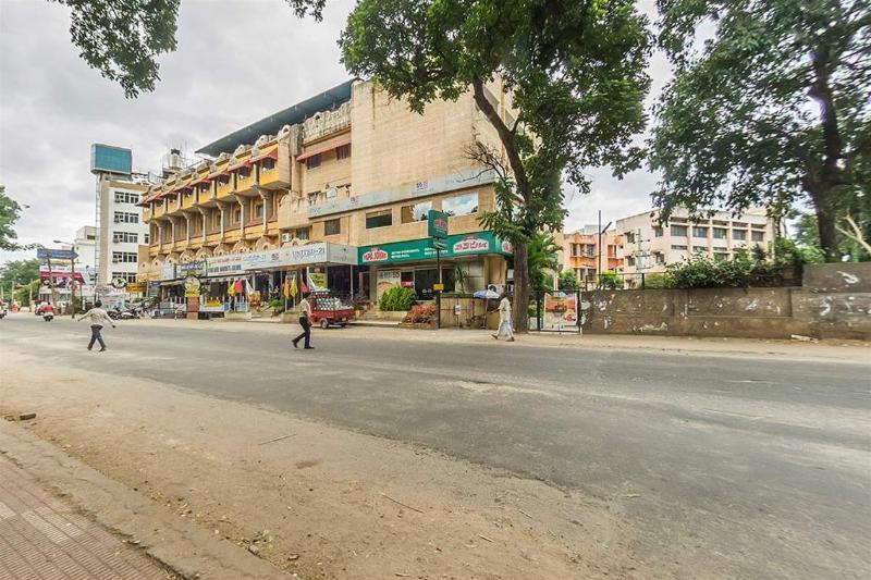 Hotel Mb International Palace Side Mysore Extérieur photo