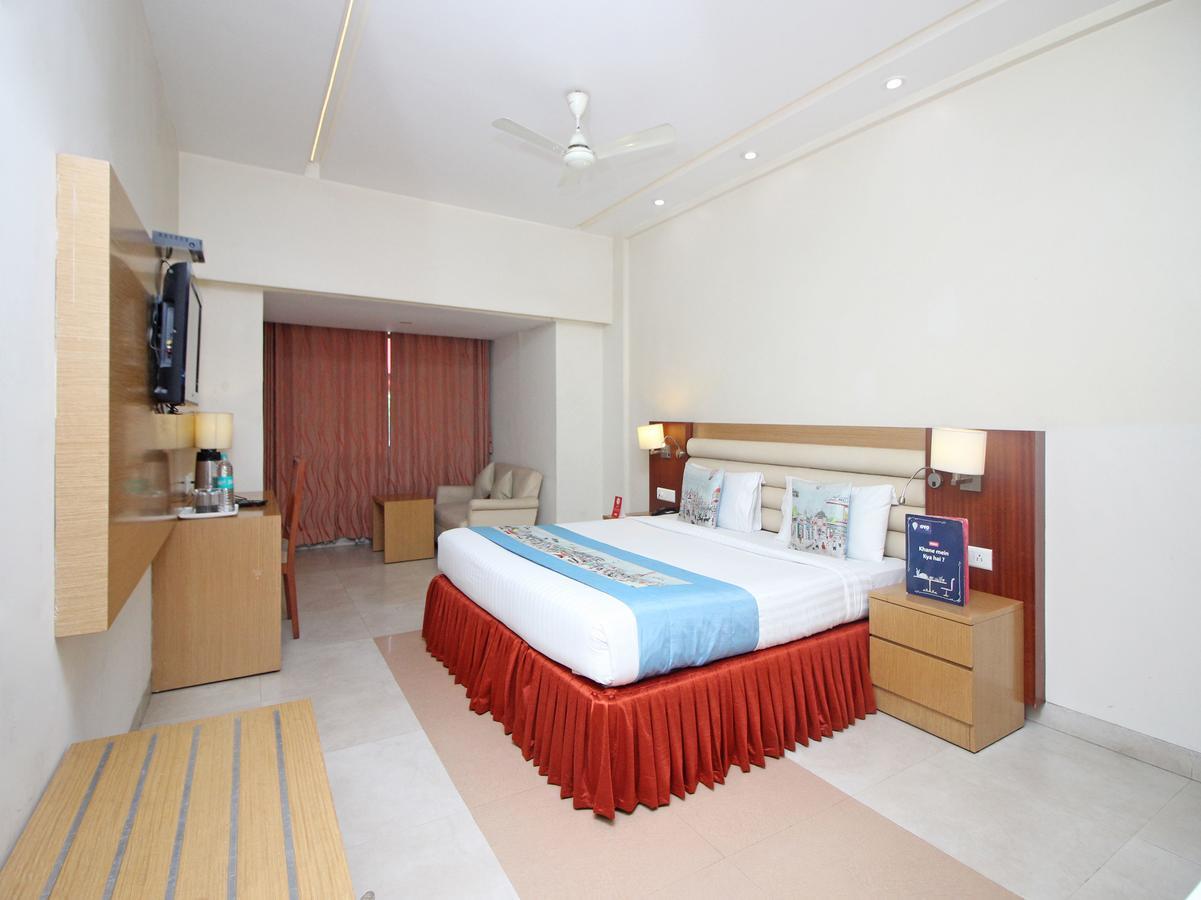 Hotel Mb International Palace Side Mysore Extérieur photo