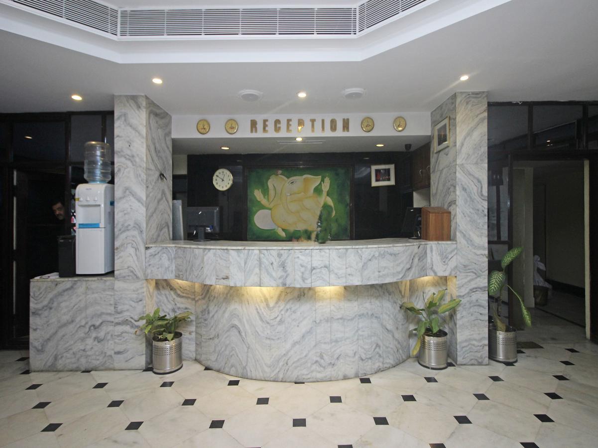 Hotel Mb International Palace Side Mysore Extérieur photo